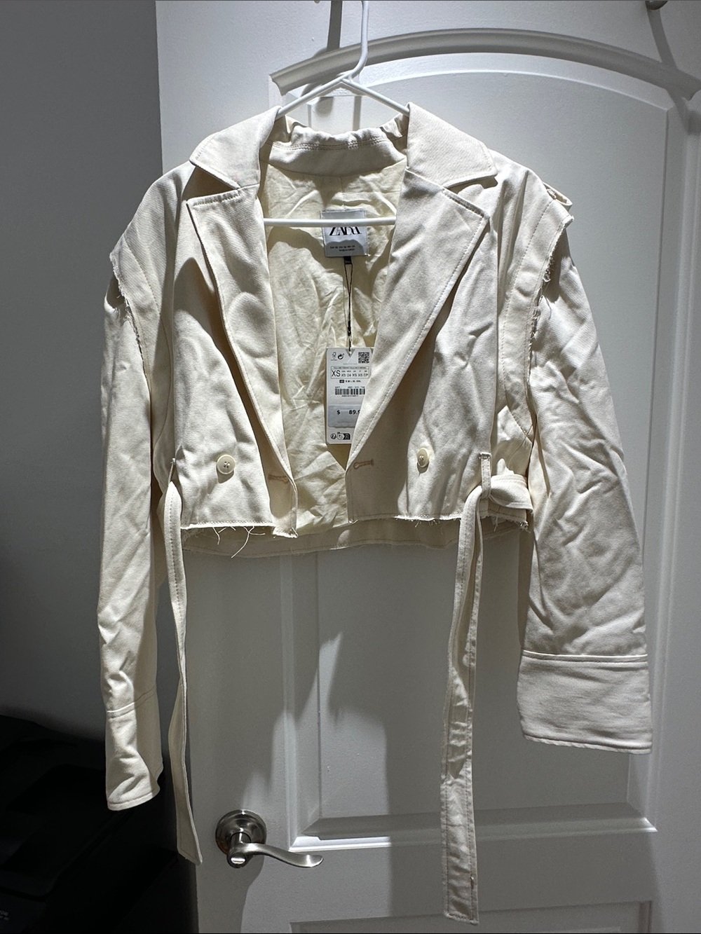 ZARA Off-White Cropped Blazer with Tie Waist